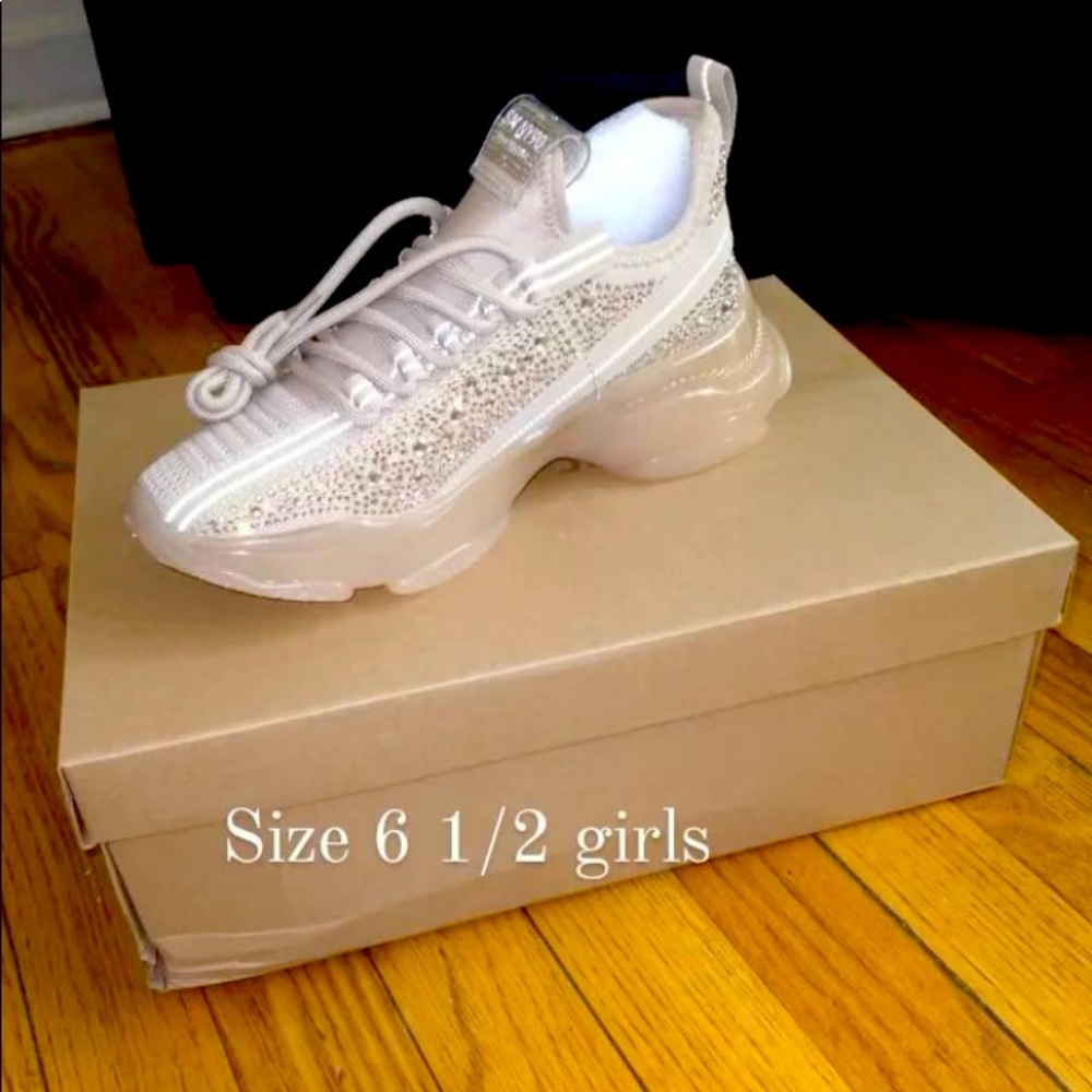 Never worn